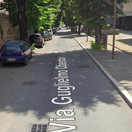 Camere Oberdan Foligno Buitenkant foto